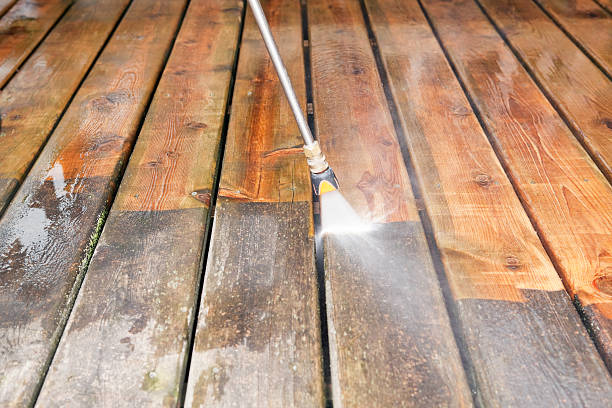 Best Pressure Washing Contractors  in North Royalton, OH